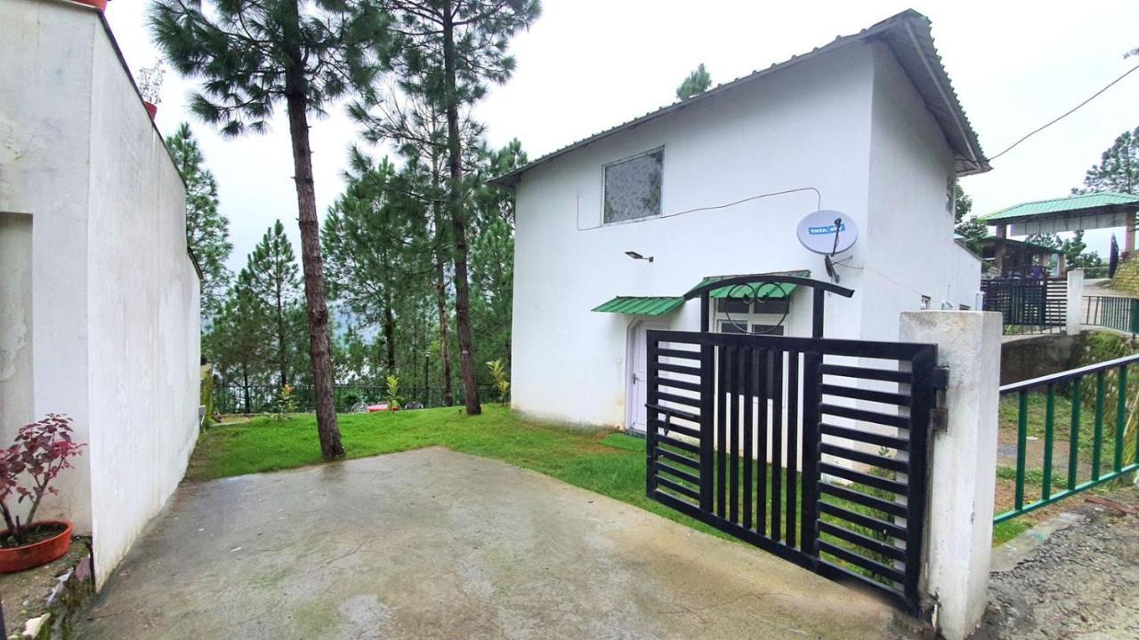 Blue Pine Orchards - Villas Lansdowne Buitenkant foto