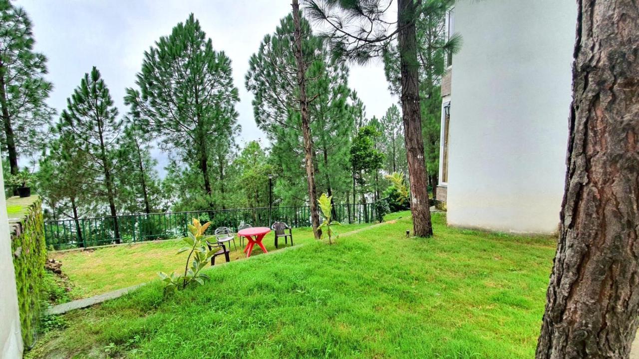 Blue Pine Orchards - Villas Lansdowne Buitenkant foto