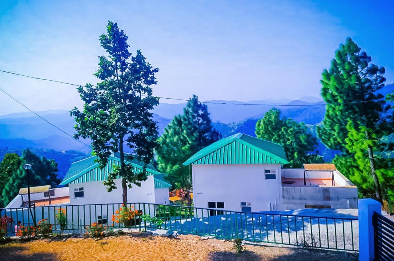 Blue Pine Orchards - Villas Lansdowne Buitenkant foto